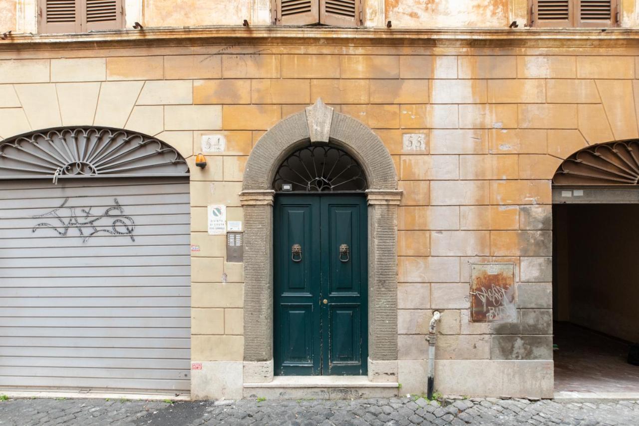 Iflat Pantheon Historic Two-Story Apartment Rome Luaran gambar