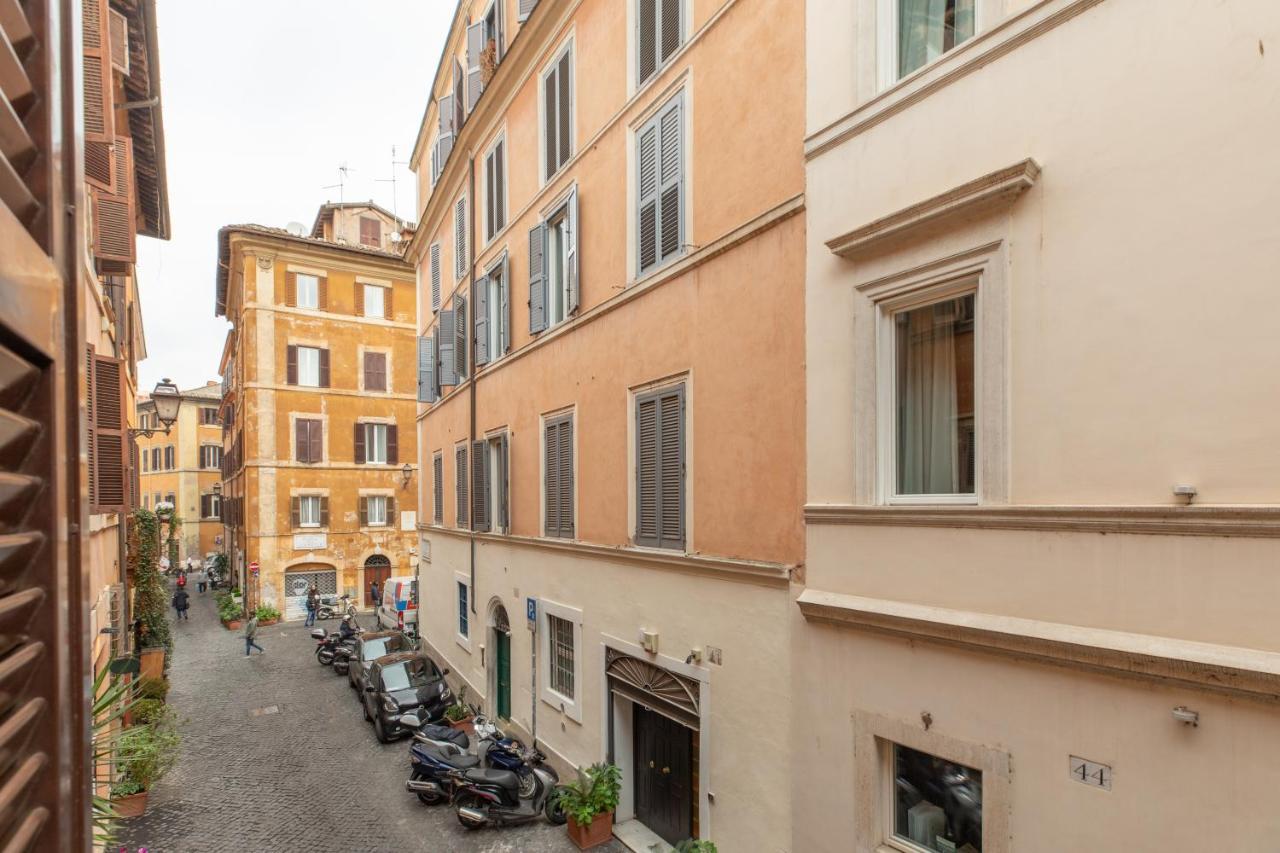 Iflat Pantheon Historic Two-Story Apartment Rome Luaran gambar